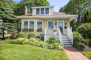 238 Willard Ave, Portsmouth, NH 03801 - Photo 1