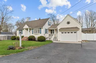 9 Maclarnon Rd, Salem, NH 03079 - Photo 1