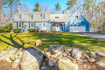 7 Jackson Square, Bedford, NH 03110 - Photo 1