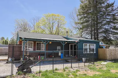 26 Evelyn Avenue, Raymond, NH 03077 - Photo 1