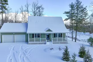 293 Pemigewasset Dr, Conway, NH 03813 - Photo 1