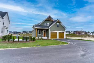 23 Braeden Dr, Thornton, NH 03285 - Photo 1