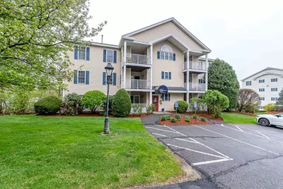 9 Crosswoods Path Boulevard #12, Merrimack, NH 03054 - Photo 1