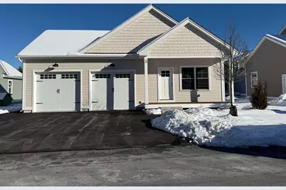 3 Doucet Avenue #The Cub, Nashua, NH 03062 - Photo 1