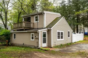 4 Riverside Dr, Fremont, NH 03044 - Photo 1