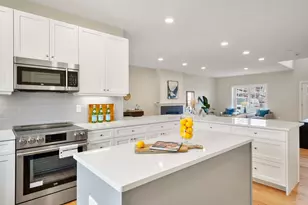 51 Driftwood Cir, Sandown, NH 03873 - Photo 1