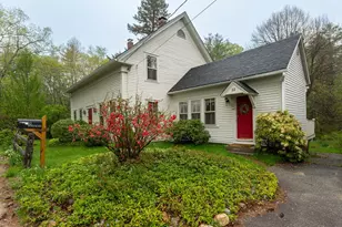 22 Pettingill Hill Rd, Lyndeborough, NH 03082 - Photo 1