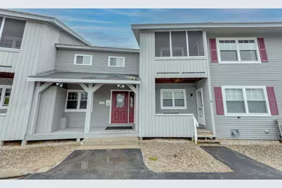 193 Main Street #211, Woodstock, NH 03262 - Photo 1