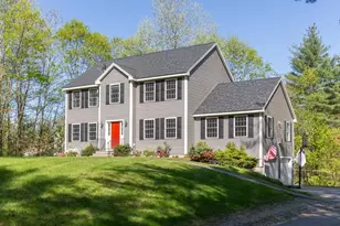 24 Robinson Ln, Pelham, NH 03076 - Photo 1