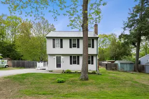 46 Dorothy Dr, Epping, NH 03042 - Photo 1