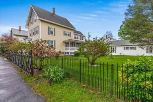 57 Harrison St, Manchester, NH 03104 - Photo 1