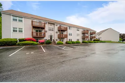 205 Circle Road #2, Manchester, NH 03103 - Photo 1