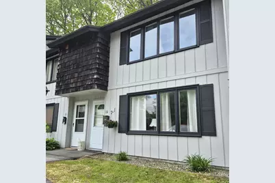 16 Oakwood Drive #16, Claremont, NH 03743 - Photo 1