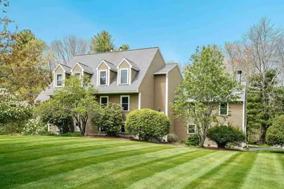 6 Quincy Road #B, Londonderry, NH 03053 - Photo 1