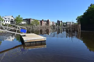 11 Creighton St, Newmarket, NH 03857 - Photo 1