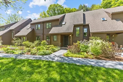 364 Acorn Lane, Shelburne, VT 05482 - Photo 1