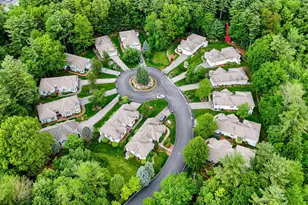 9 Houston Dr, Nashua, NH 03062 - Photo 1