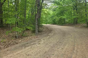 5 Panaway Dr, Campton, NH 03223 - Photo 1