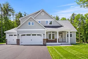 15 Aisling Ln, Bedford, NH 03110 - Photo 1