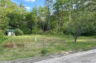 9 Hillside St, Hillsboro, NH 03244 - Photo 1