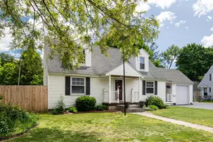 2 E Dunstable Rd, Nashua, NH 03060 - Photo 1
