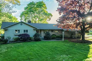 433 Central Rd, Rye, NH 03870 - Photo 1