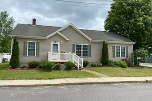 210 Willow St, Berlin, NH 03570 - Photo 1