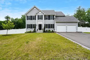 21 Huntington Ridge Rd, Bedford, NH 03110 - Photo 1