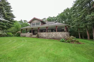 1366 Beech St, Manchester, NH 03104 - Photo 1