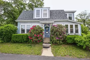 26 Verona St, Nashua, NH 03060 - Photo 1
