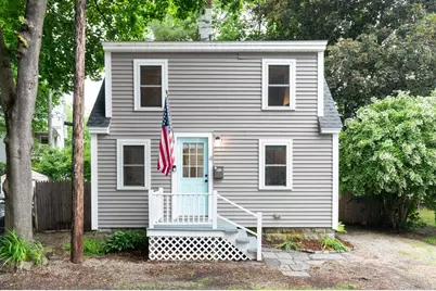 4 Elm Court, Newmarket, NH 03857 - Photo 1