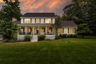 36 Goodhue Rd, Derry, NH 03038 - Photo 1