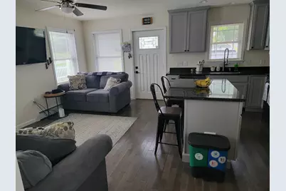 42.5 Hillside Avenue, Derry, NH 03038 - Photo 1