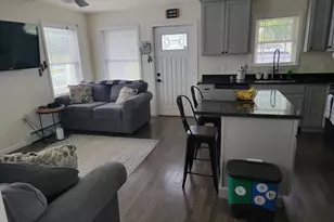 42 5 Hillside Ave, Derry, NH 03038 - Photo 1