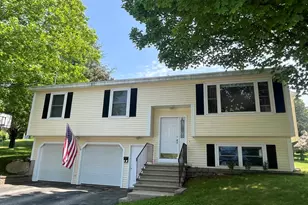 13 Bartlett St, Allenstown, NH 03275 - Photo 1