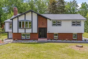 17 Brookview Dr, Pelham, NH 03076 - Photo 1