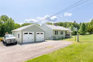 35 Nottingham Rd, Raymond, NH 03077 - Photo 1
