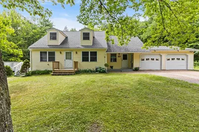 829 Stage Road, Richmond, VT 05477 - Photo 1