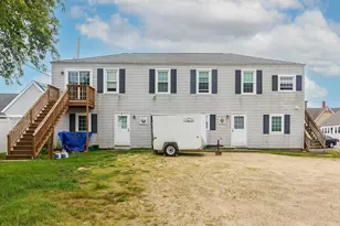 43 Fuller Acres St, Hampton, NH 03842 - Photo 1