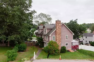 5 Gayle Dr, Derry, NH 03038 - Photo 1