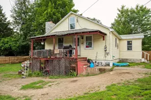 11 Providence Ave, Claremont, NH 03743 - Photo 1