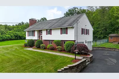 7 Lorri Road, Derry, NH 03038 - Photo 1