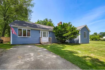 17 North Avenue, Plaistow, NH 03865 - Photo 1