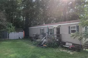 18 Breezy Acres Mobile Home Park, Epsom, NH 03234 - Photo 1