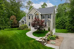 32 Maple Ave, Newton, NH 03858 - Photo 1