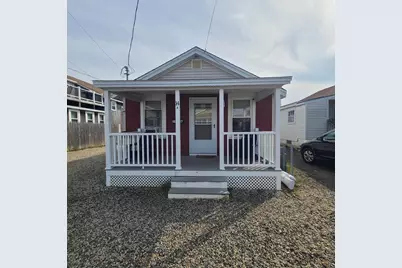 14 Johnson Avenue #A, Hampton, NH 03842 - Photo 1