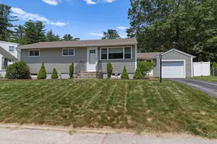 2 Wedgewood Rd, Dover, NH 03820 - Photo 1