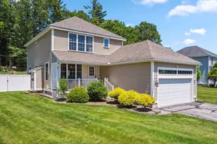 11 Emerson Dr, Derry, NH 03038 - Photo 1