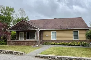 305 Burgess St, Berlin, NH 03570 - Photo 1