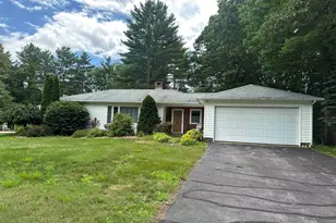 51 Crest Dr, Somersworth, NH 03878 - Photo 1